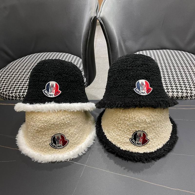 Moncler hat 010702